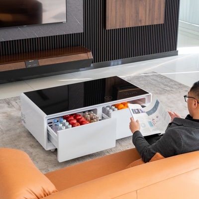 ワイヤレス充電と冷蔵庫を備えた現代的なヨーロッパ様式多機能コーヒーテーブル